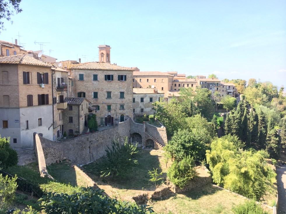 FCA3E999-02C7-4D67-90A2-94A99EBCA011